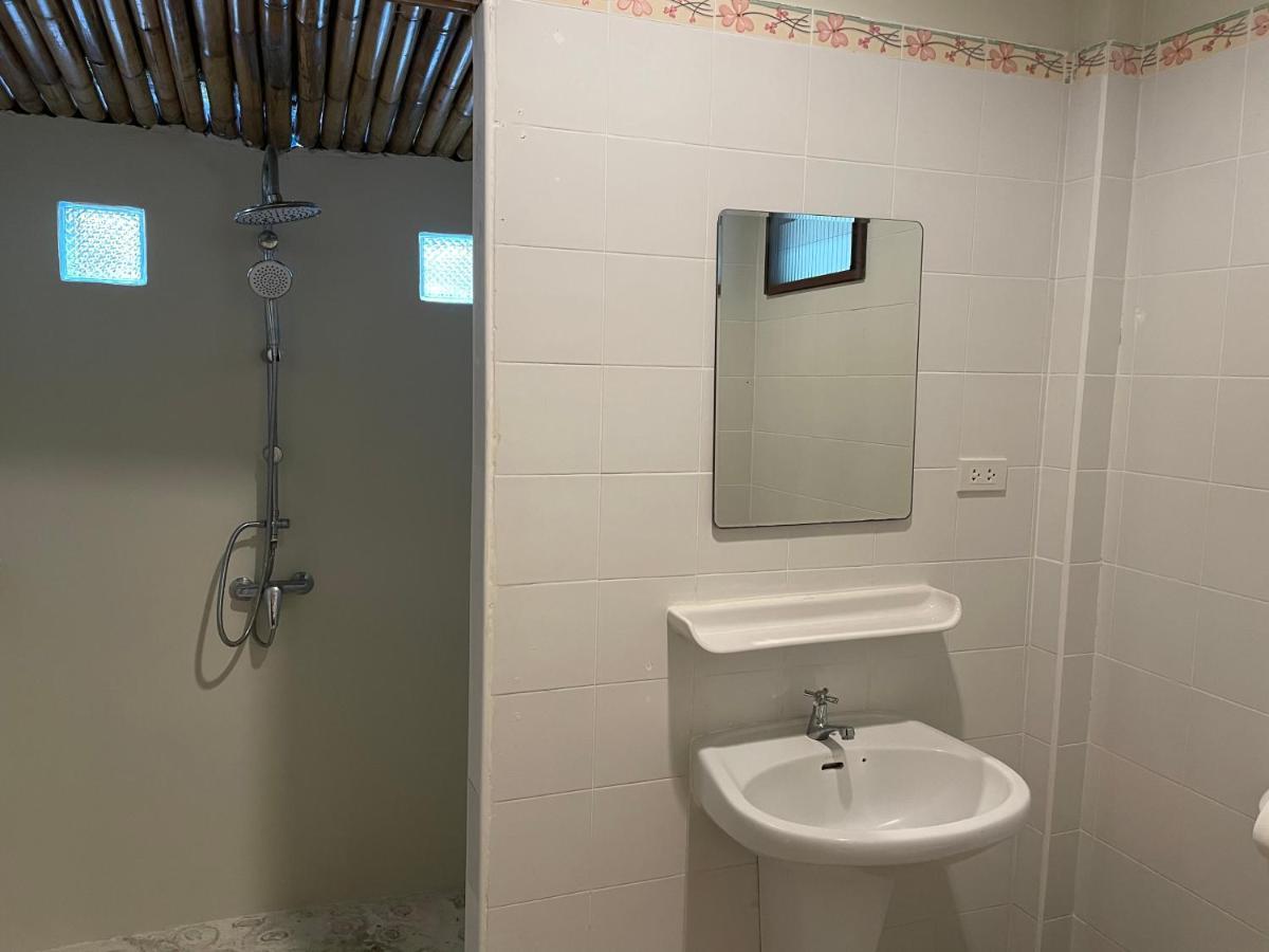 The Pace Phuket Boutique Resort Rawai 外观 照片