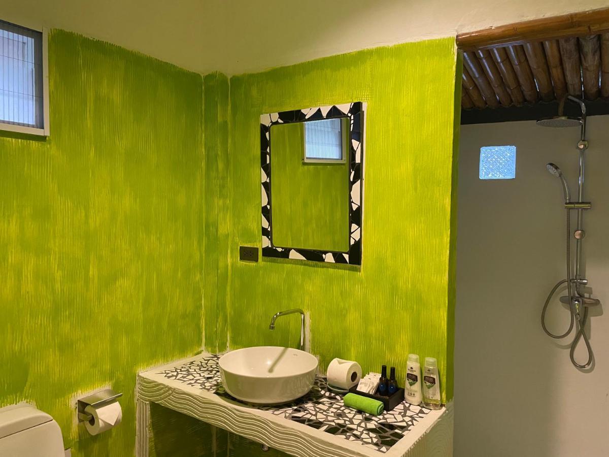 The Pace Phuket Boutique Resort Rawai 外观 照片