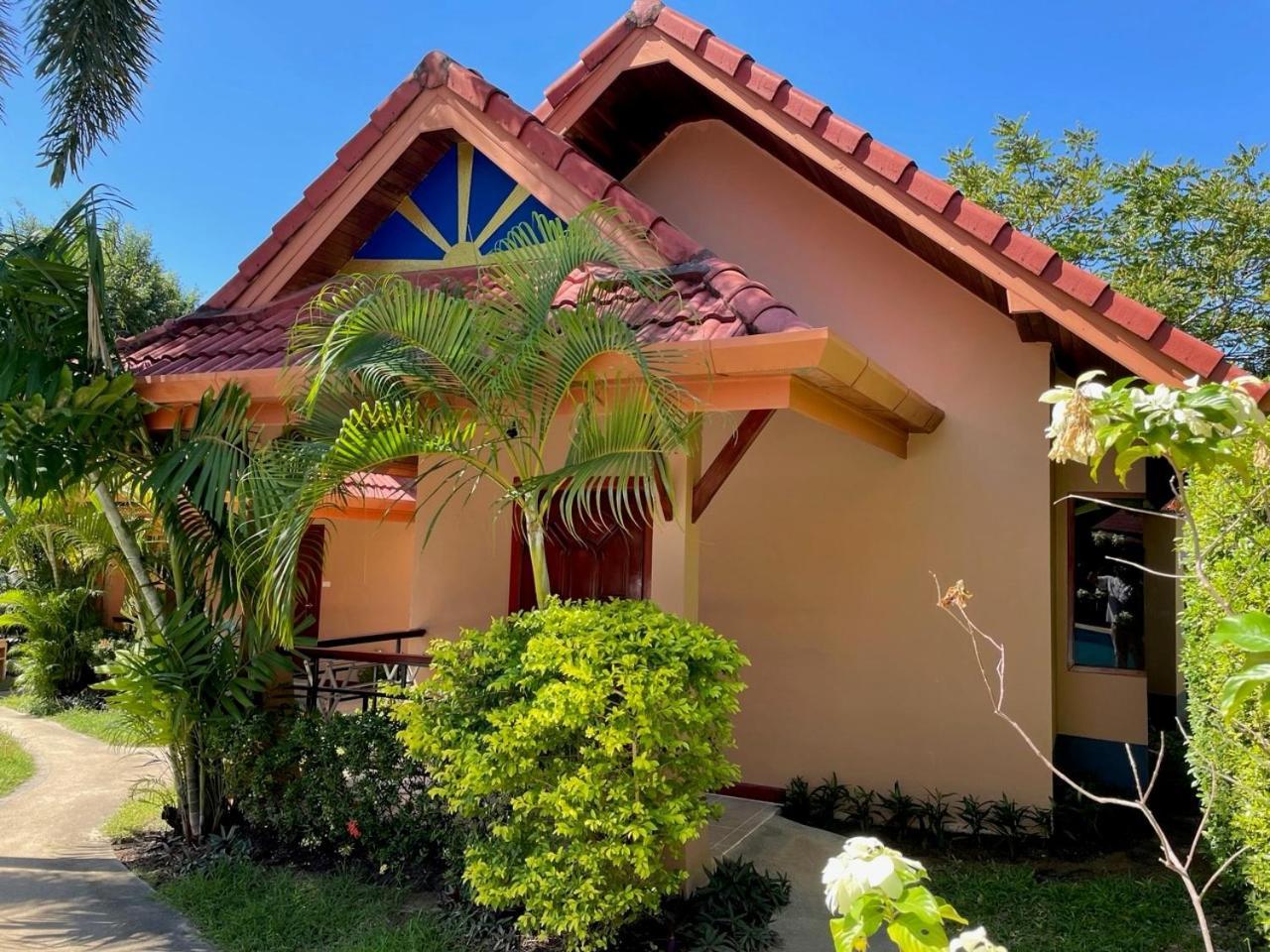 The Pace Phuket Boutique Resort Rawai 外观 照片