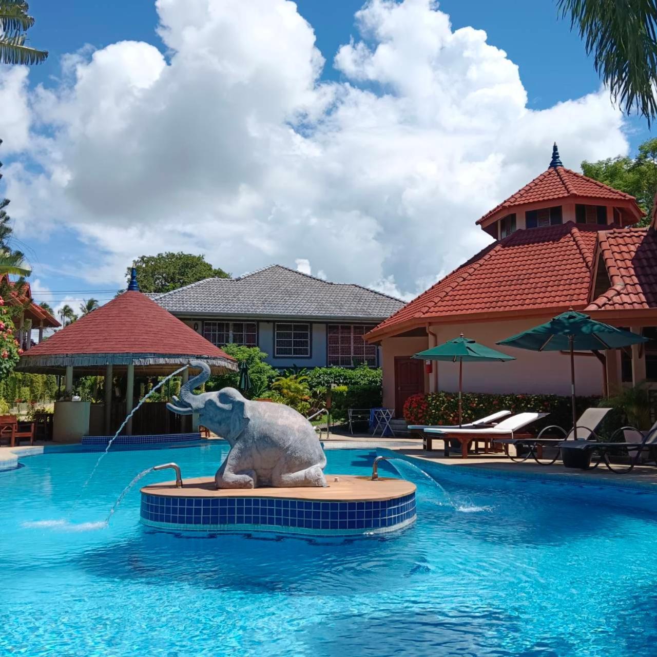 The Pace Phuket Boutique Resort Rawai 外观 照片